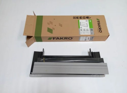 Оклад для профільного покриття FAKRO EZV (металочерепиця).
