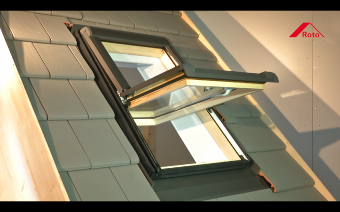 Мансардне вікно Roto Q-4 Tronic