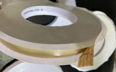 Двостороння стрічка LOGIC S-Duo для проклеювання мембран 