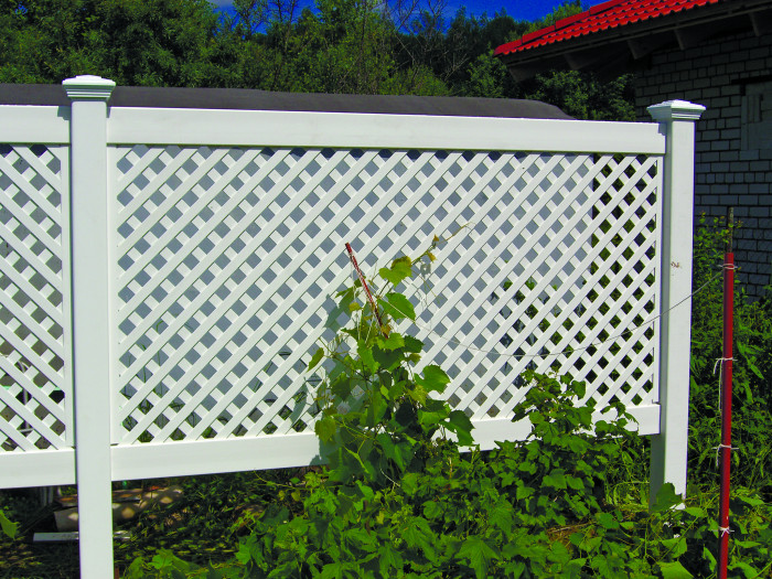 Alta Profil PVC fence