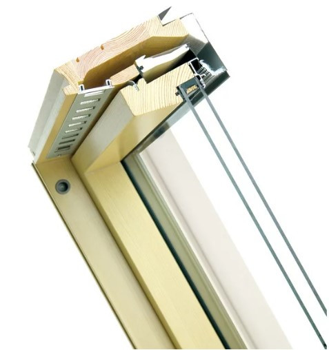 ВІДКИДНО-ОБОРОТНІ ВІКНА FAKRO FPP-V U3 PreSelect MAX