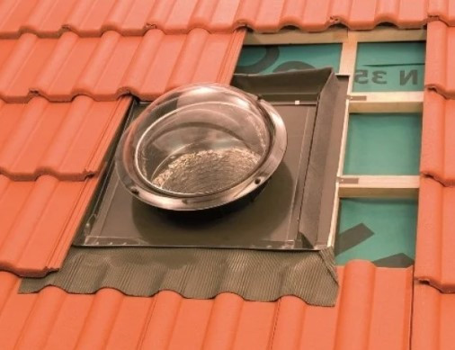 Світлові тунелі FAKRO