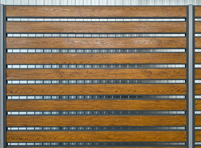 Паркан РАНЧО №3 готова секція