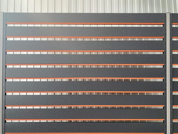 Паркан РАНЧО №3 готова секція